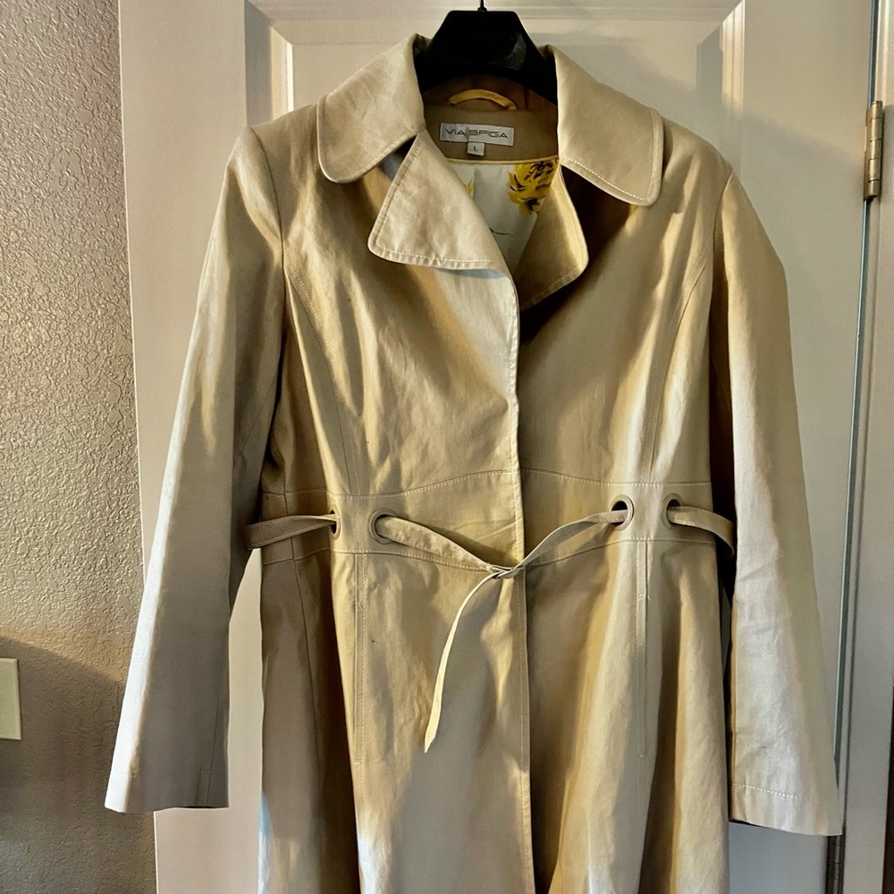 Cream Trench Coat Via Spiga